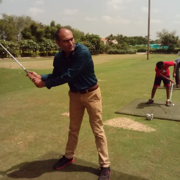 Enjoy Golfing and feel like a modern King with CM Kensville